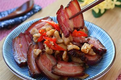 腊肉怎么做好吃(腊肉怎么做好吃家常菜做法)-奇点